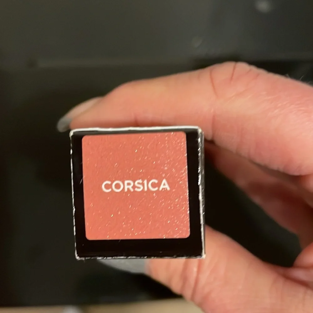 Laura Mercier tinted moisturizer blush